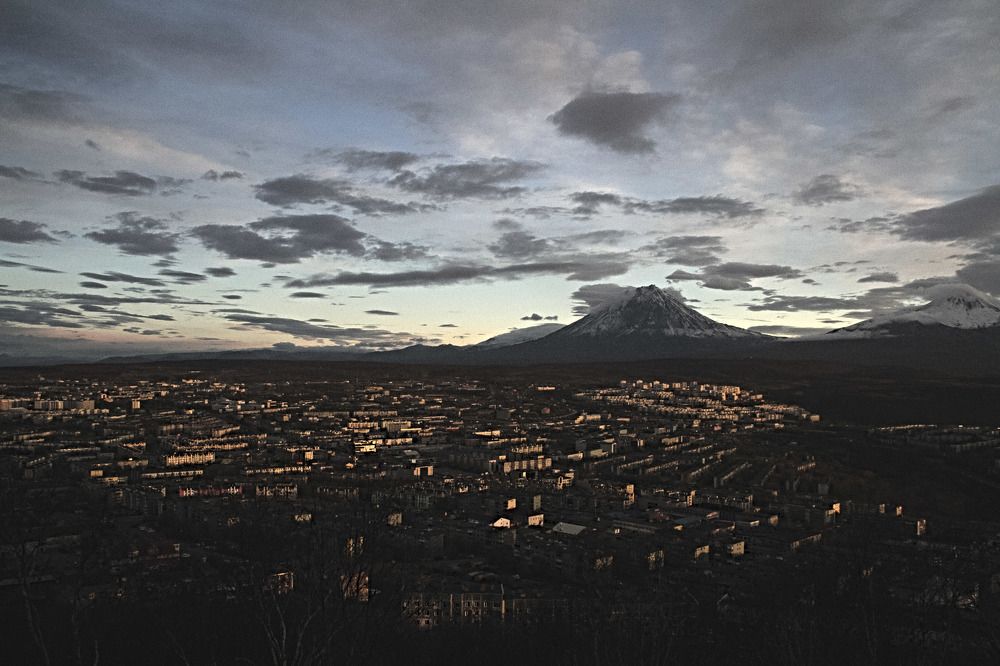 Мы встречаем рассвет первыми