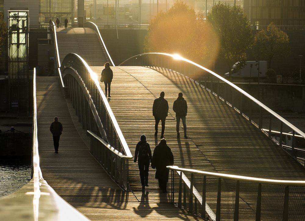 A Stroll on the Footbridge