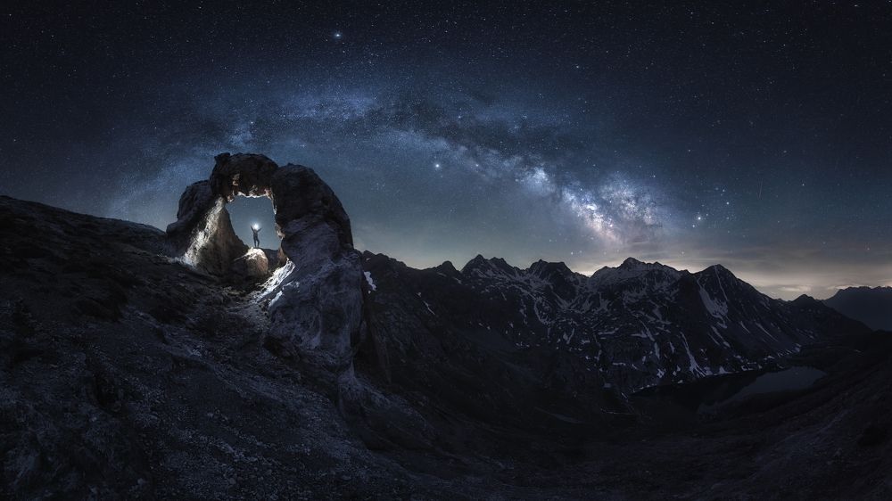 The arch in the arch