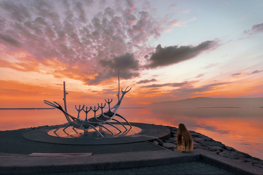 Photograph by Piotr Mickevic