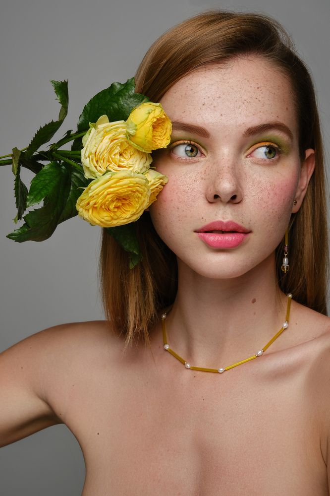 Желтые розы