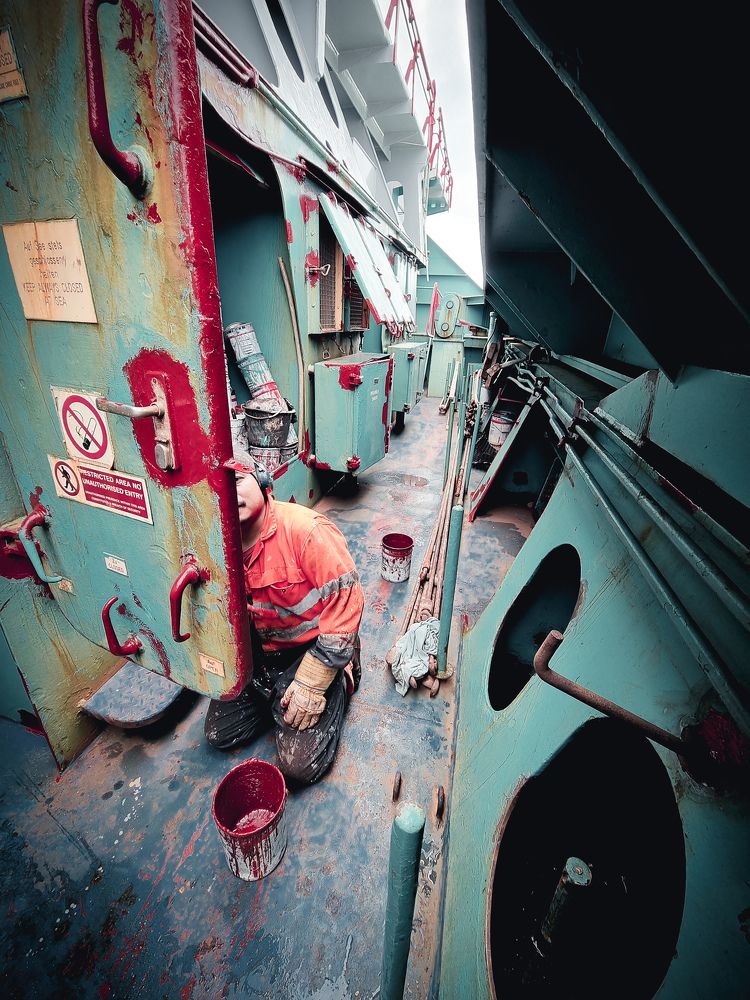 Seamans Life  / Container Vessel