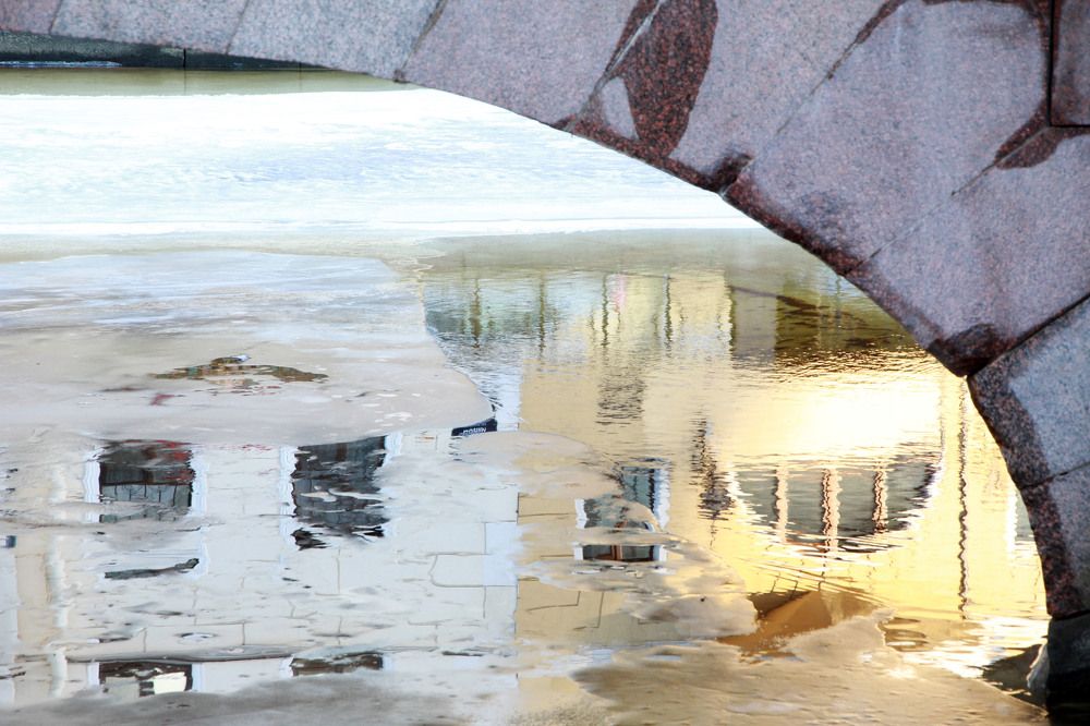 Photograph by Aleks Stolz