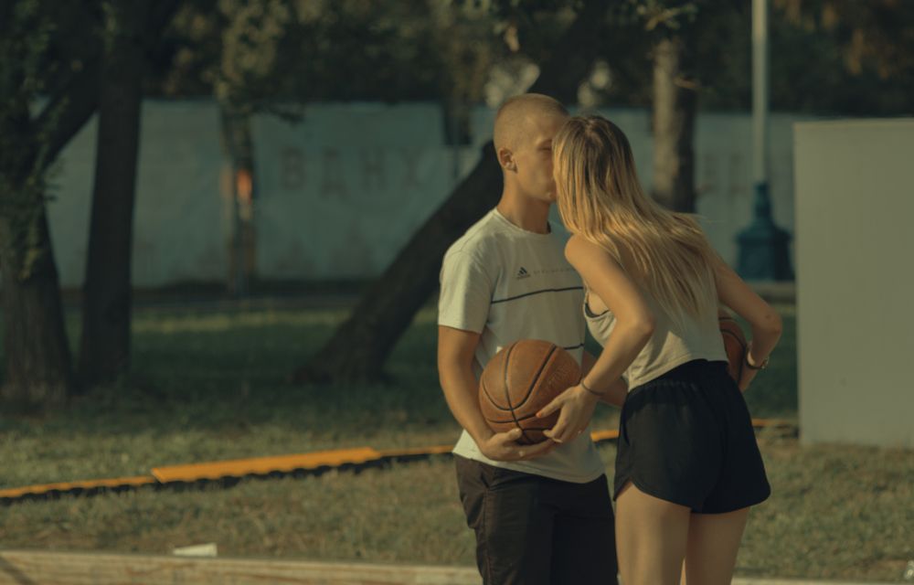 Kiss