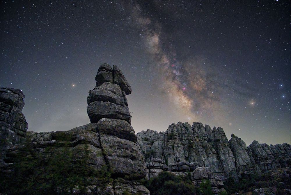 Milky Way over the rocks
