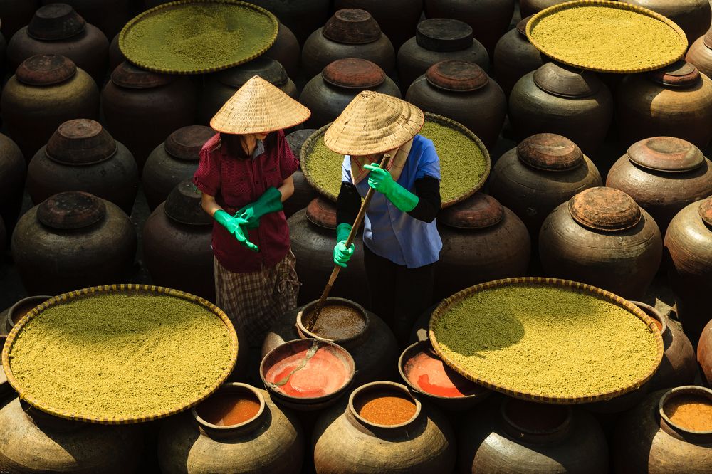 Photograph by Hùng Nguyễn