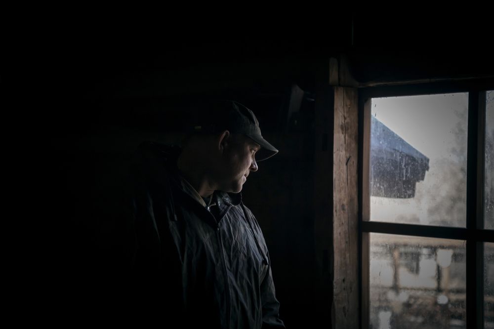 Силуэт на чердаке