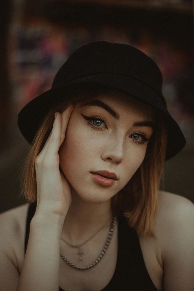 Все начинается со взгляда. Всегда.