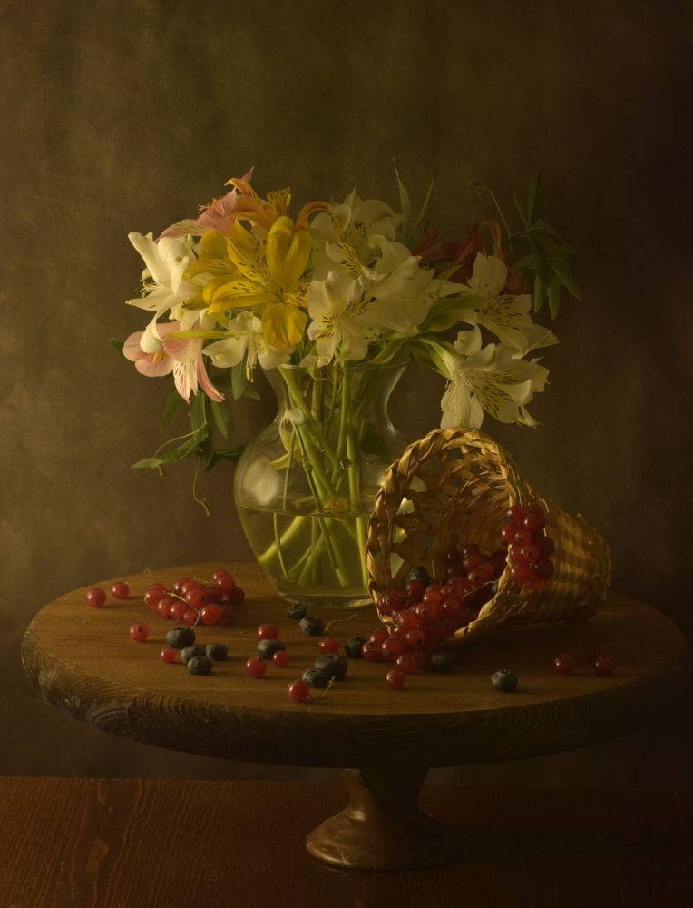 ягодный натюрморт