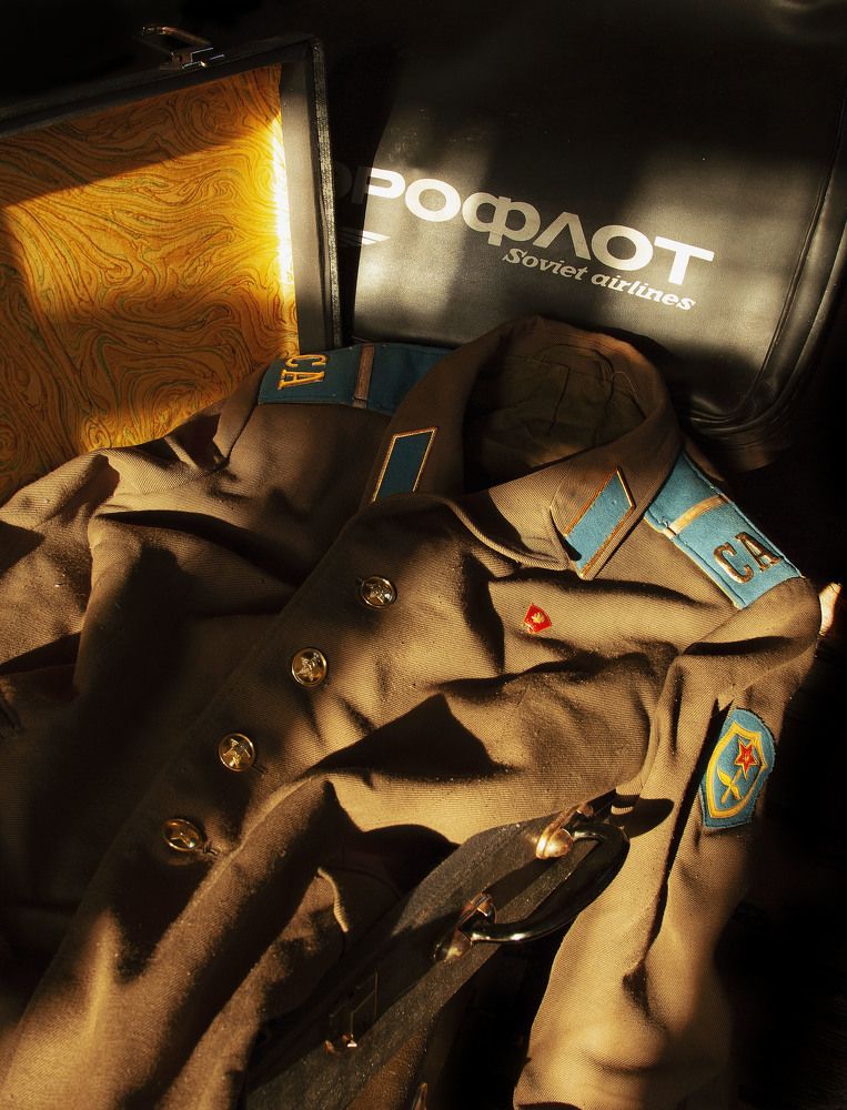 Без крыльев