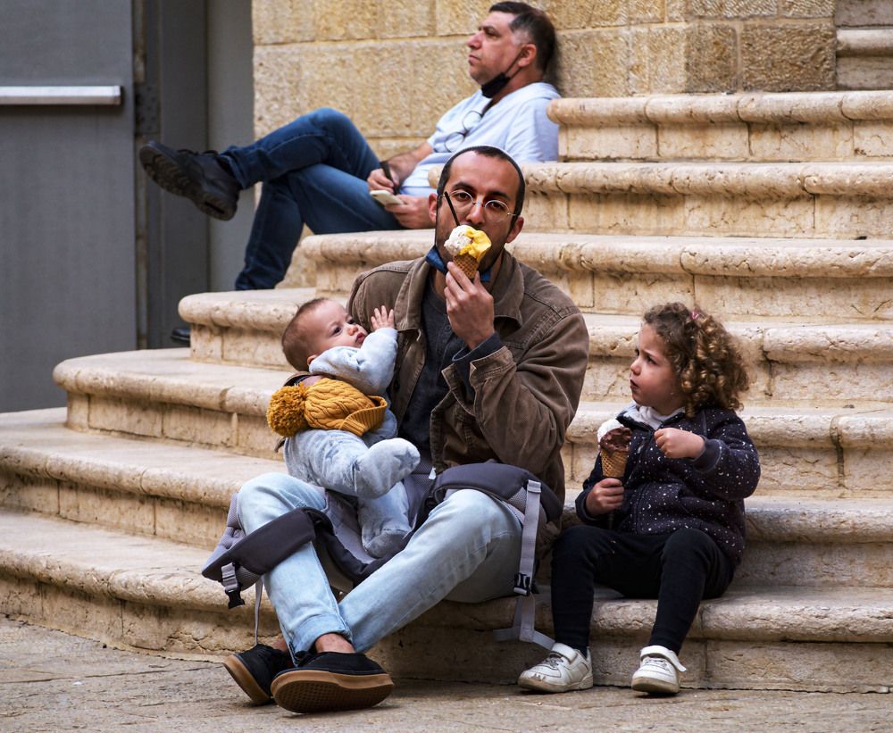 Photograph by Alla Shapochnik