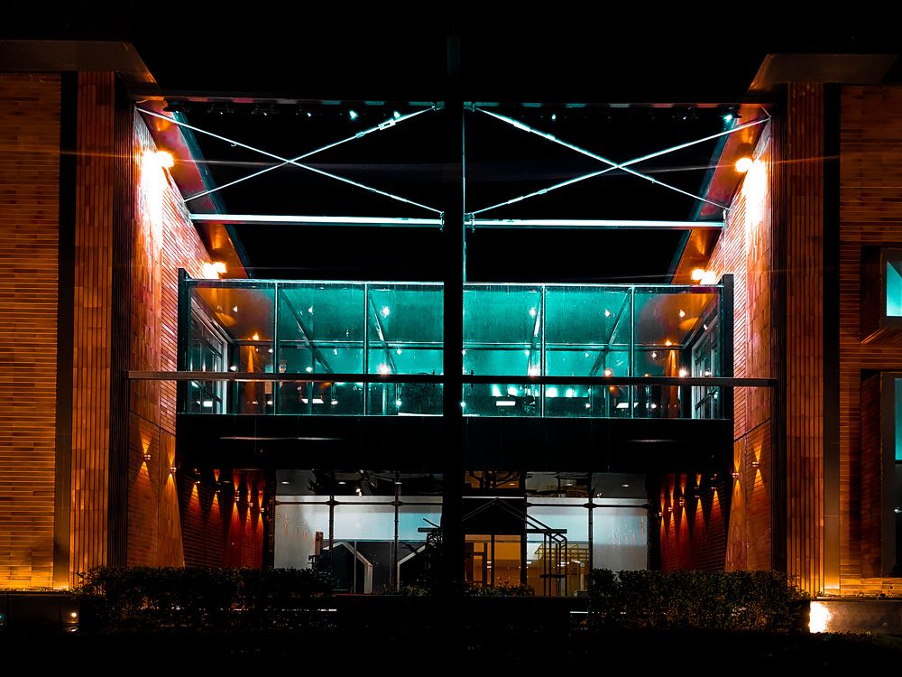 Photograph by Koroshmahdi Azarakhsh