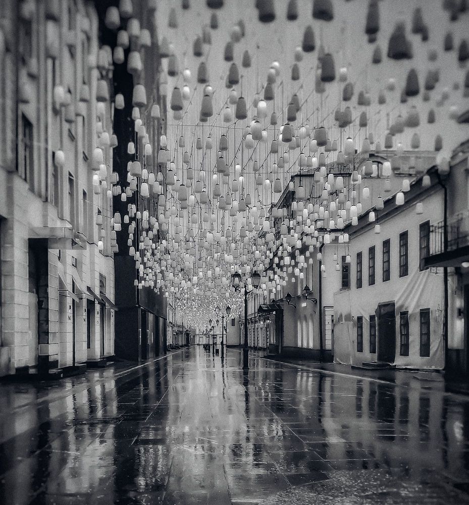 Дождь смывает краски...