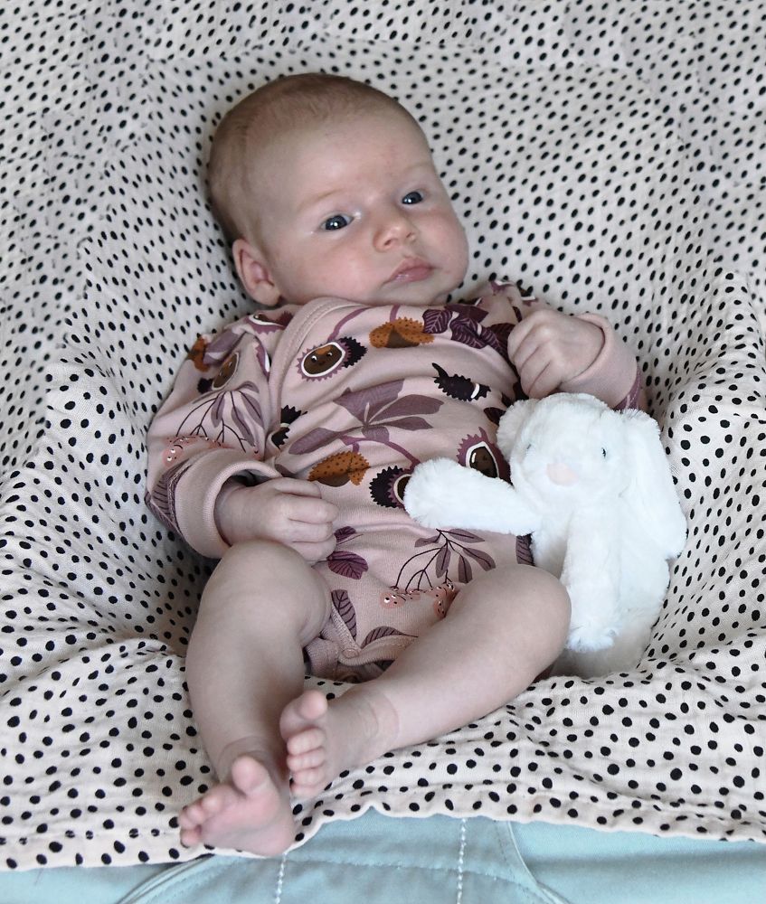 ровно месяц