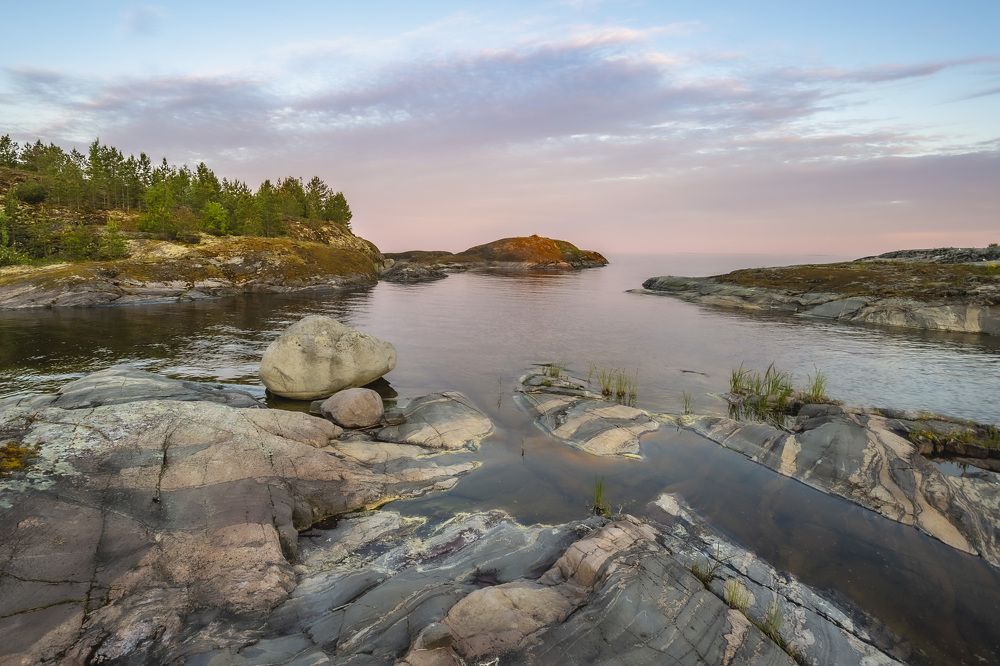 Закат в Ладожских шхерах.