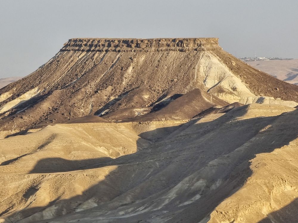 Гора Рамон .