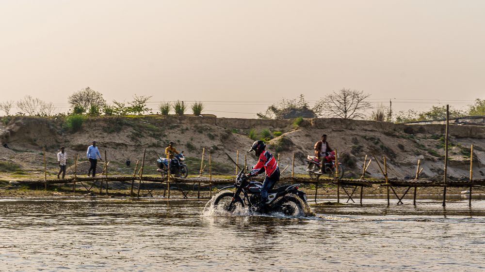 Different from the crowd!