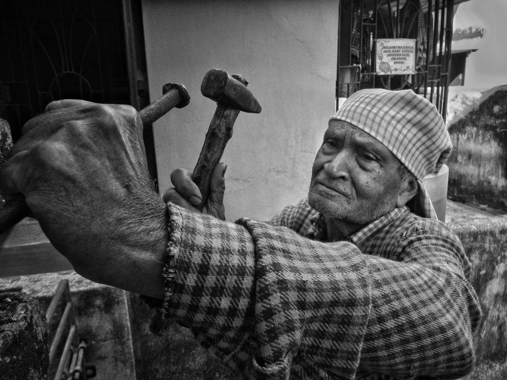 A workers' sacrifice