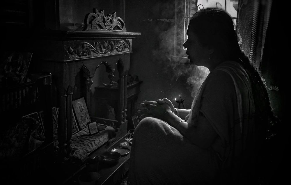 মুখোমুখি