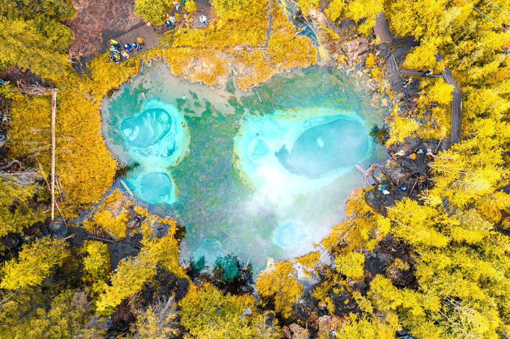 Geyser lake in Altai (Гейзеровое озеро на Алтае)