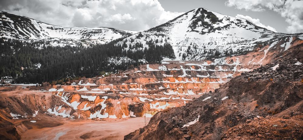 Photograph by Catalin Nunu