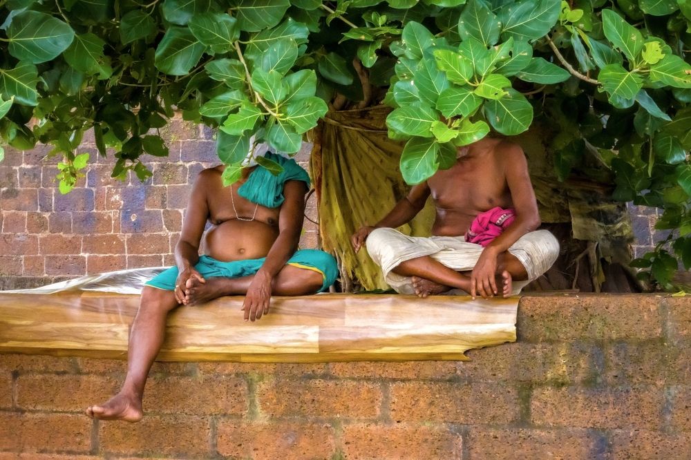 Concealed conversations