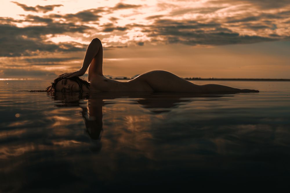 Photograph by ANTON KHOMENKO https://www.patreon.com/ant_vipp