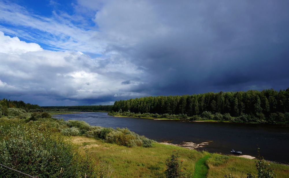 Перед  грозой ...