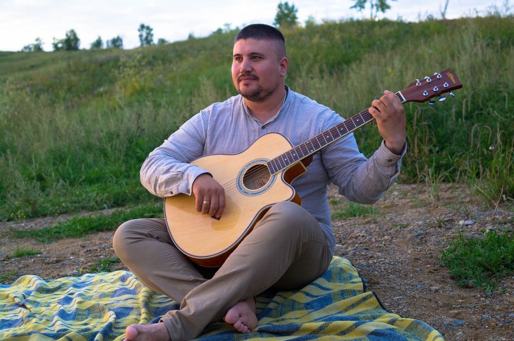 Photograph by Nina Semikhvatskya