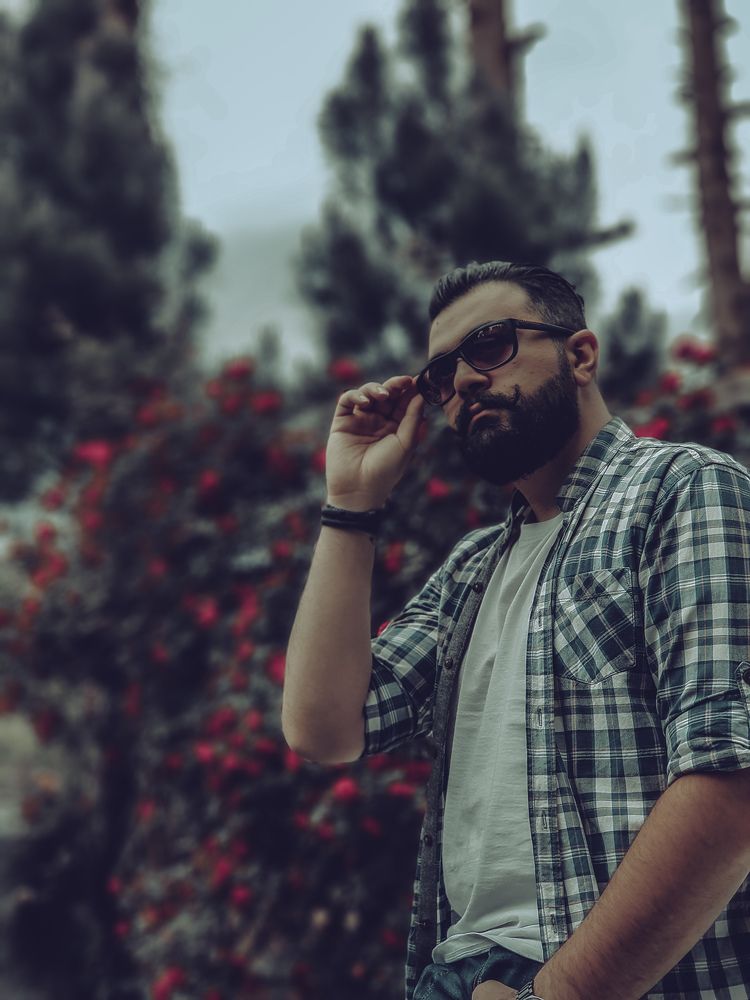 Photograph by Koroshmahdi Azarakhsh