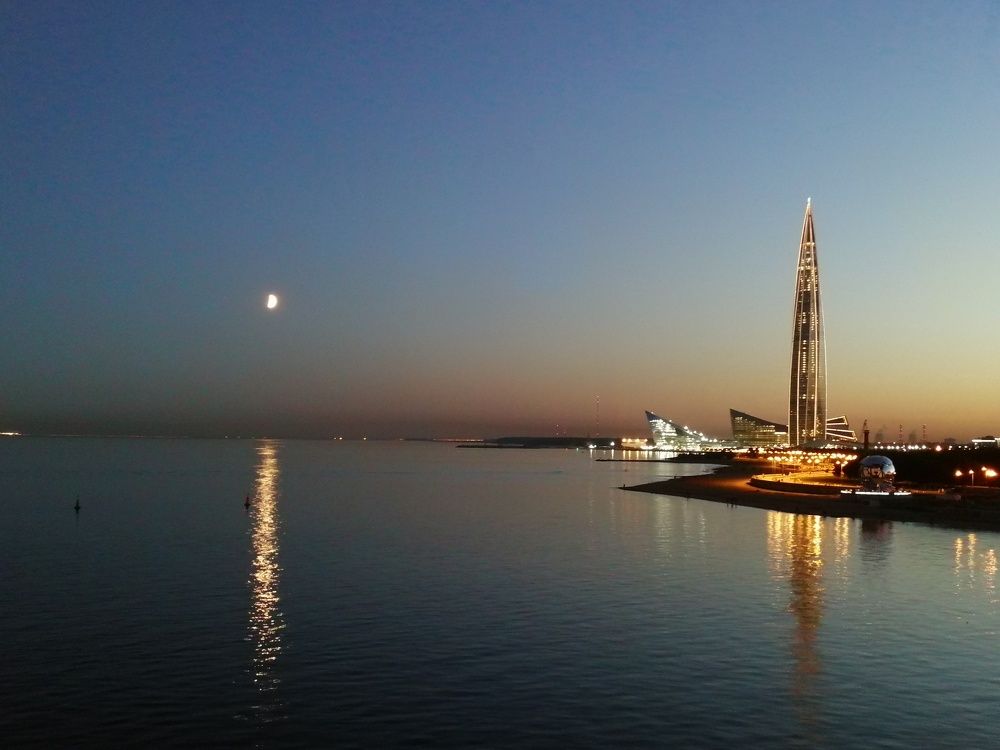 Ночная Лахта