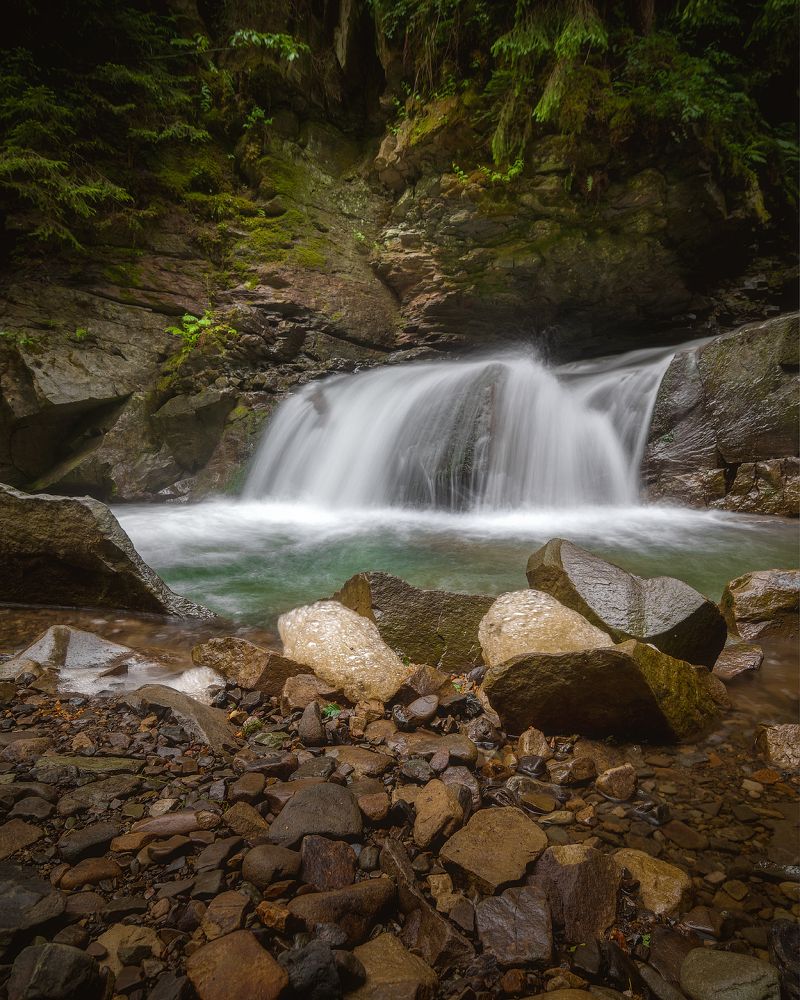 Водопад "Девичьи слезы"