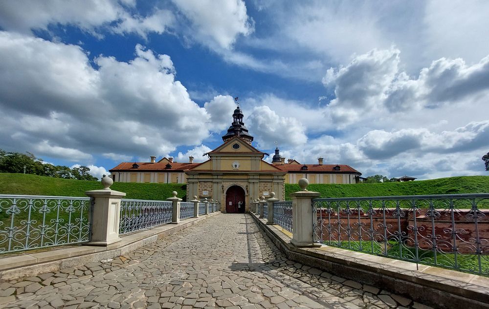 Вход в Несвижский замок, Беларусь