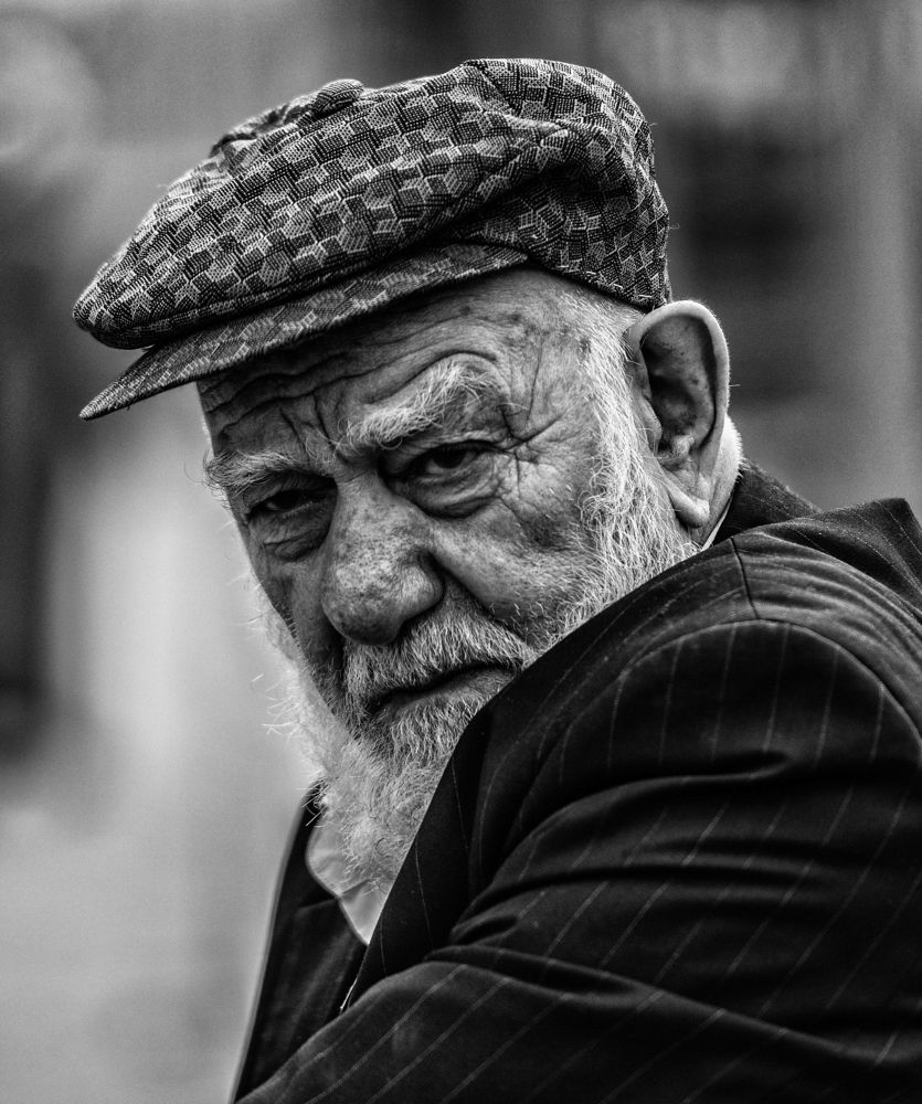 Photograph by Muzaffer Sütlüoğlu