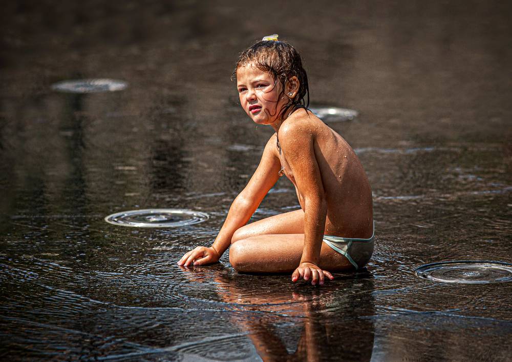 Photograph by Yevheniy Mokin