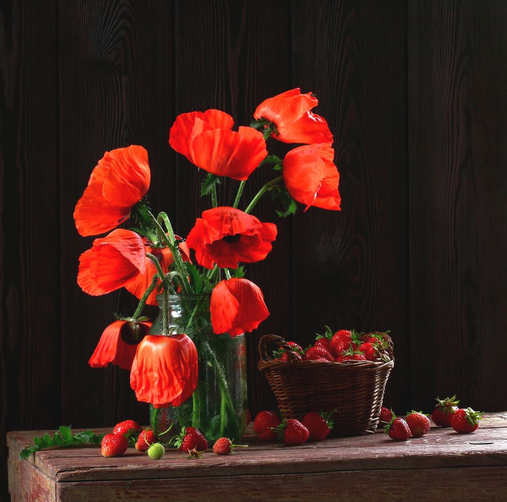 Красный излучает тепло.