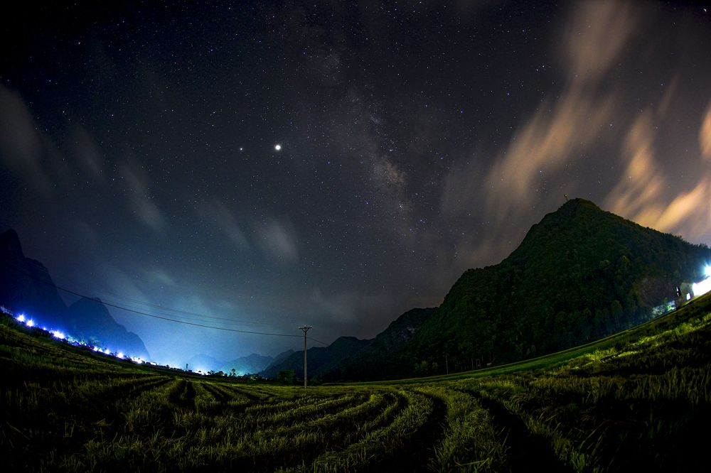 Sleepless night at Na Lay mountain