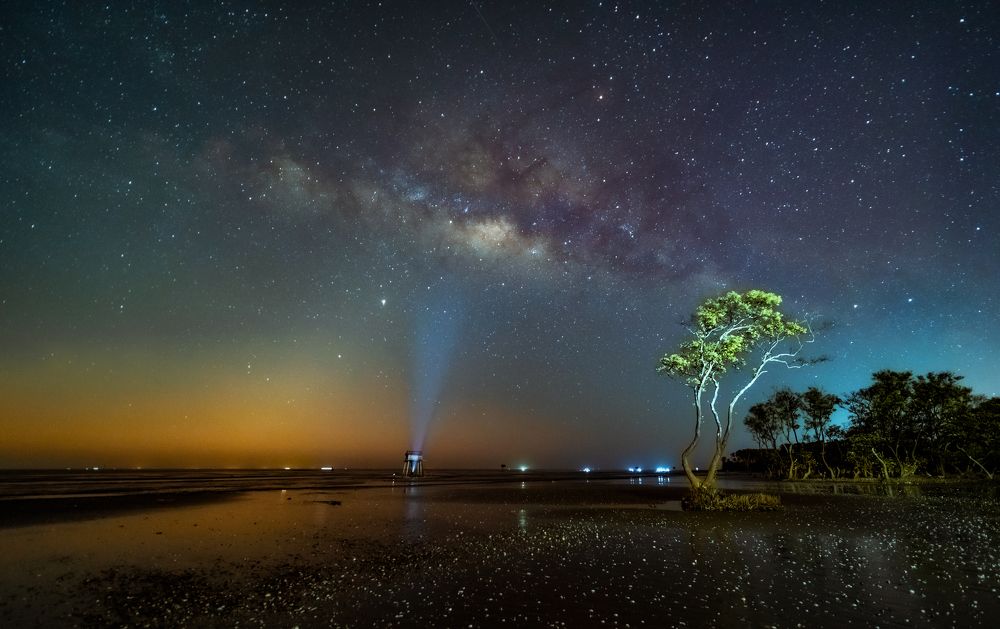 Photograph by Lê Huy Anh