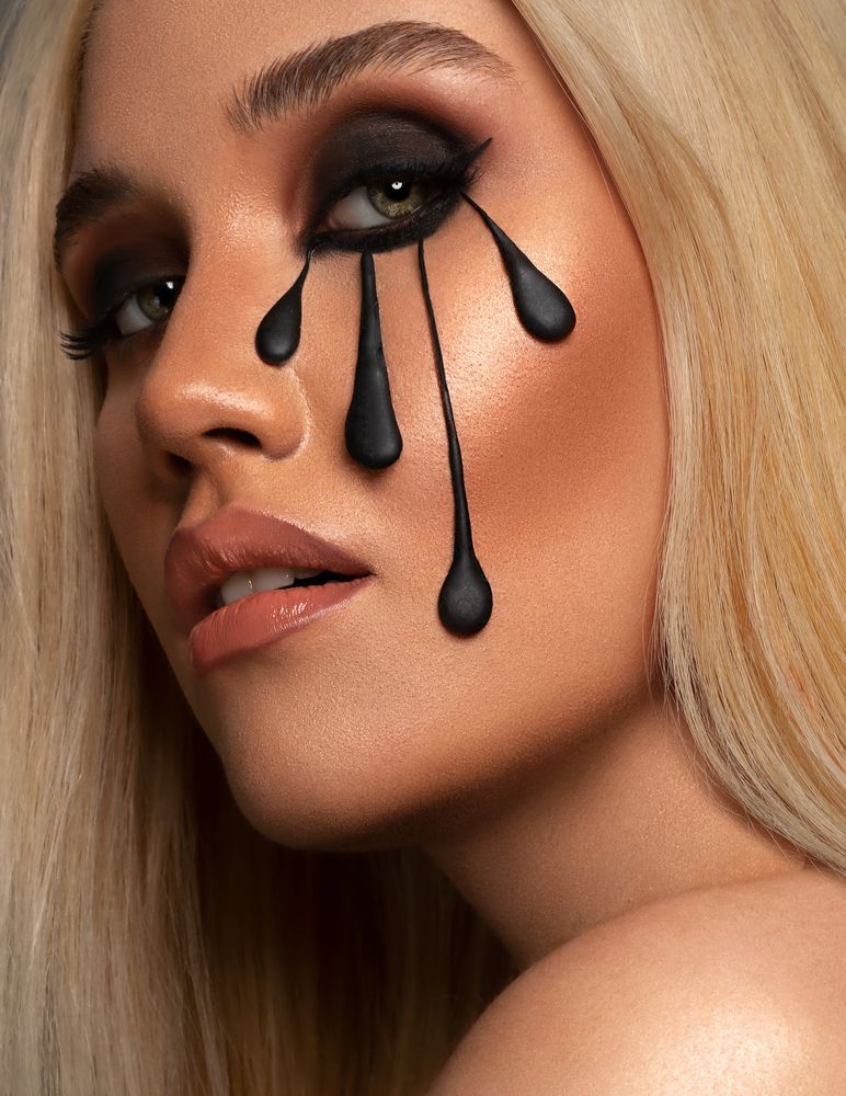 Photograph by Iman Eshraghi