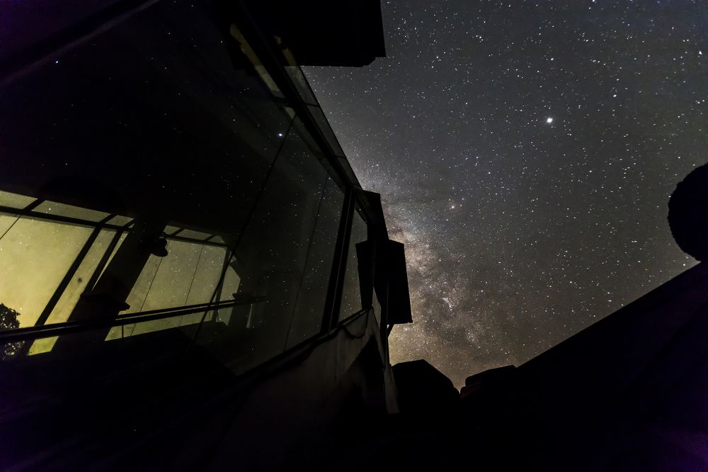 Photograph by Thanet Phanalikool