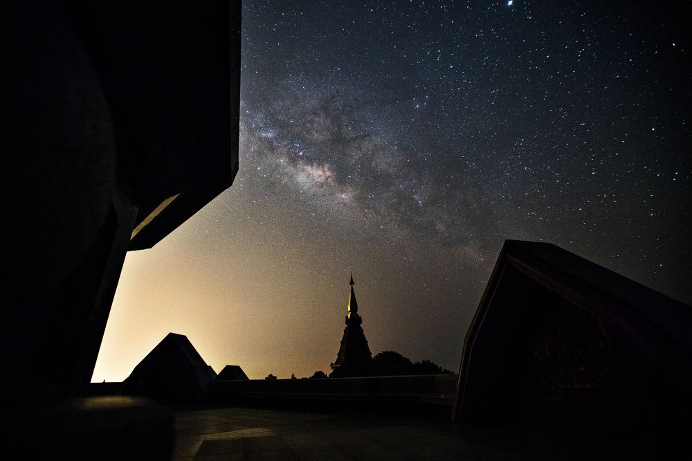 Photograph by Thanet Phanalikool