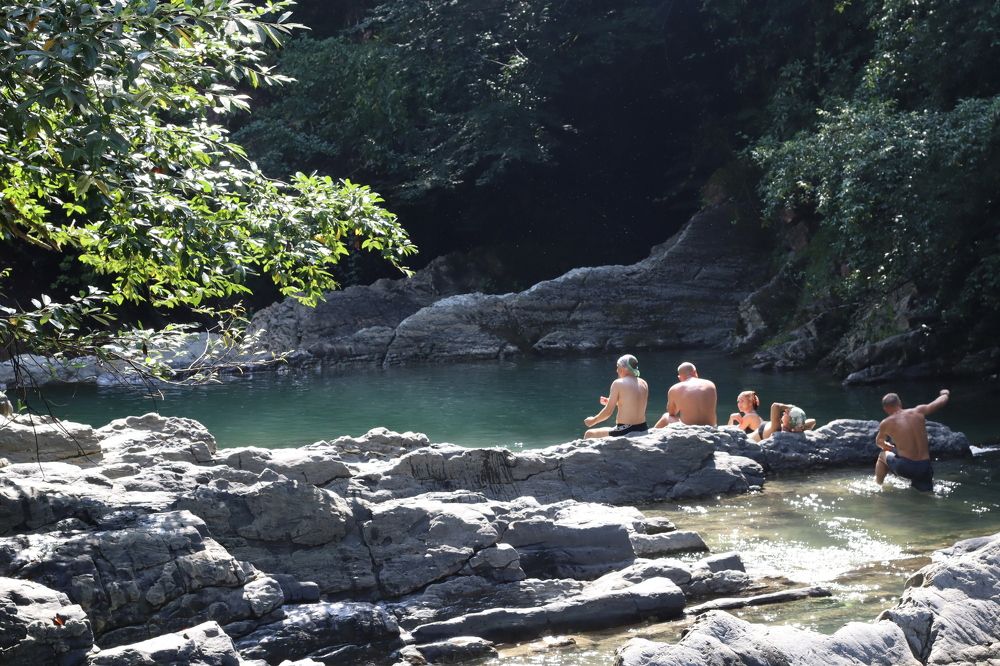 Отдых на реке.