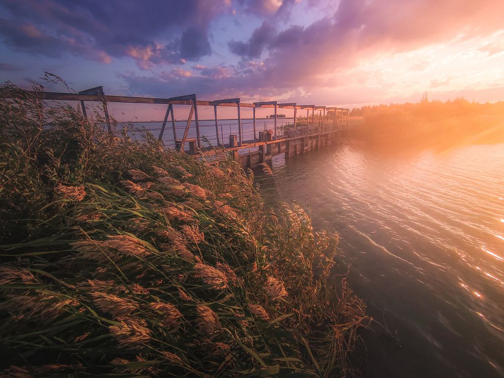 Мост в закат