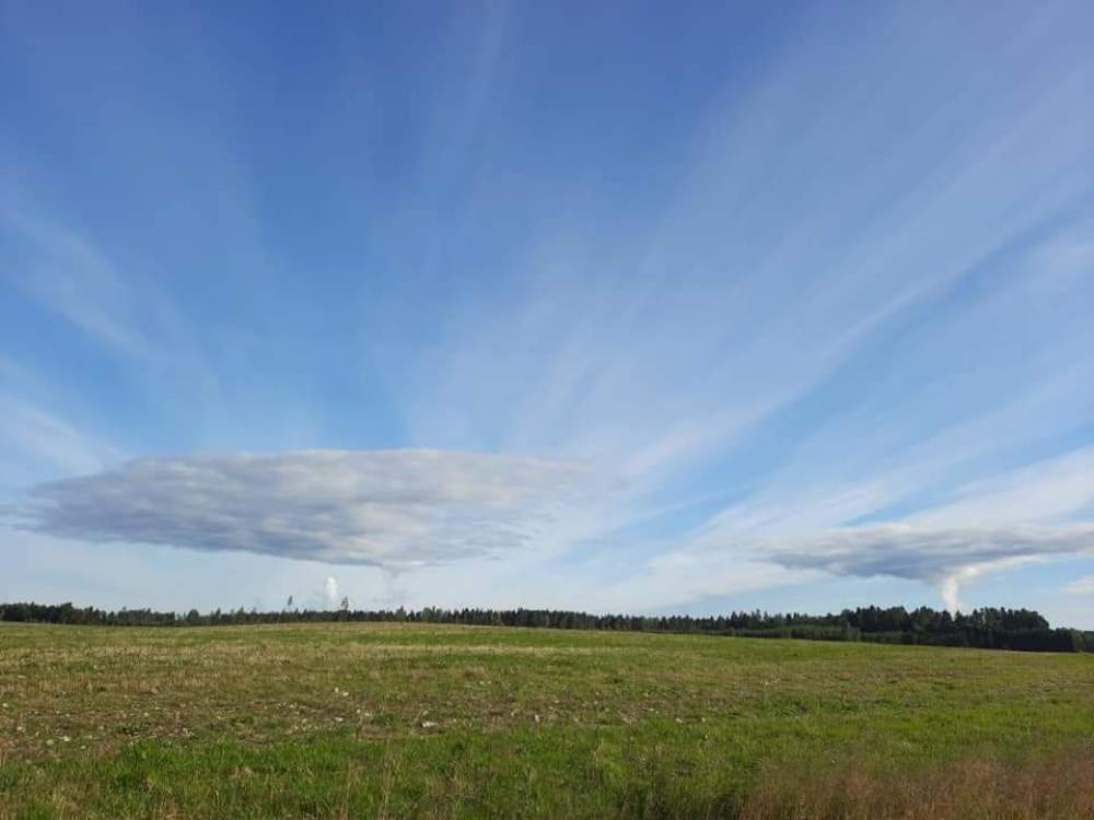 Облака-  белогривые вулканы