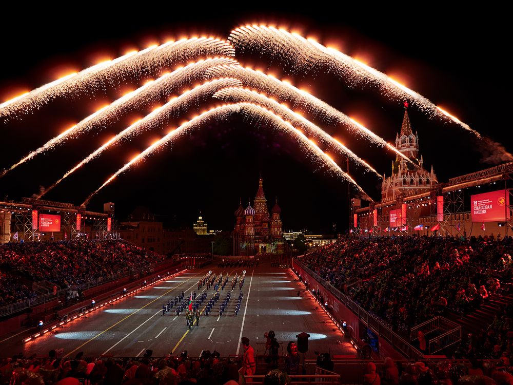 Фейерверк  фестиваля военных оркестров "Спасская башня"