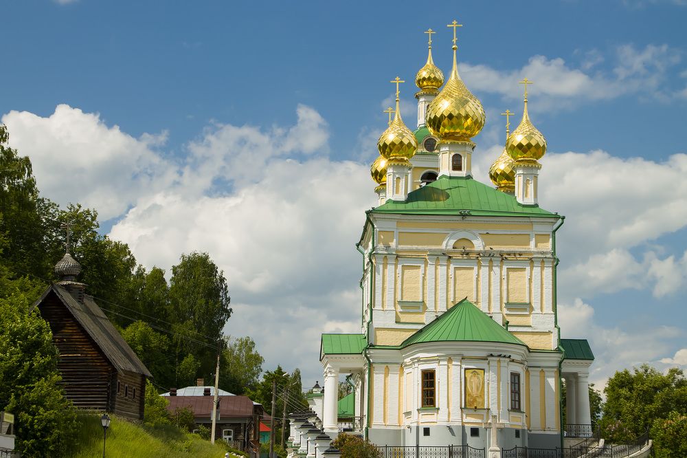 Photograph by Aleksandr Tikhomirov