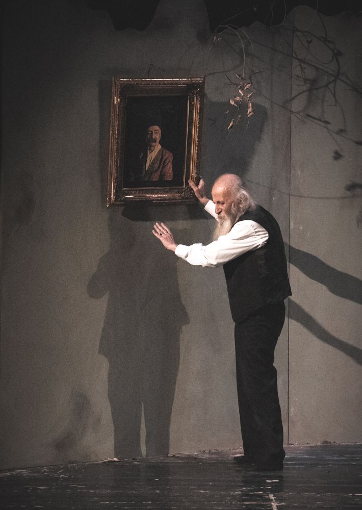 Photograph by Nasrin Navayi