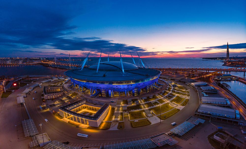 Прекрасный вид на зенит арену и город Санкт-Петербург.