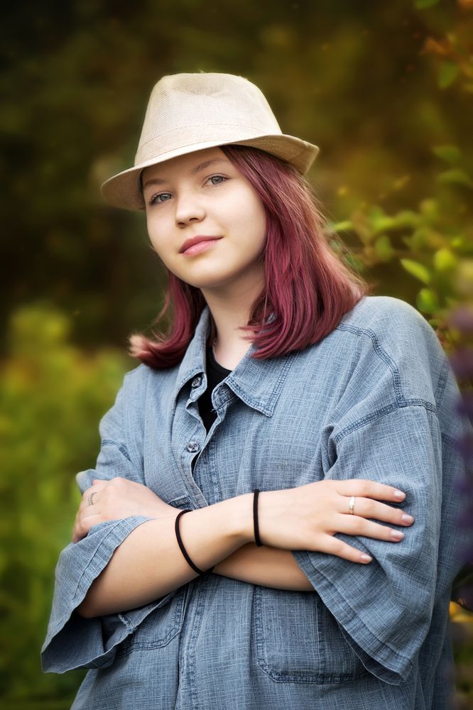 портрет девушки, woman's portrait