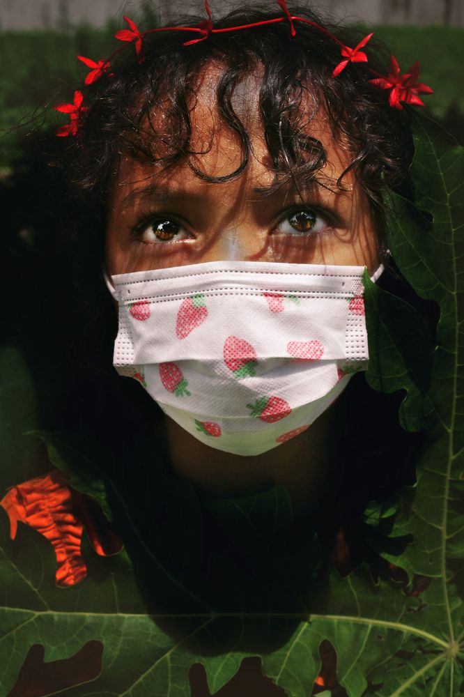 A pesar de ... (in spite of...)